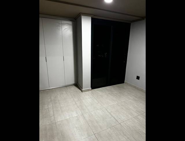 1 BEDROOM APARTMENT FOR SALE IN UMHLANGA RIDGE